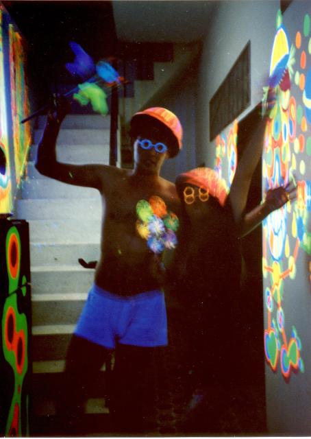 Sucess with the first handmixed fluorecent colours